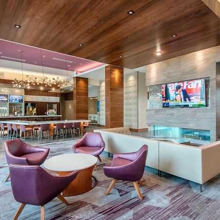 Courtyard By Marriott Raleigh Cary/Parkside Town Commons Hotel Exterior foto